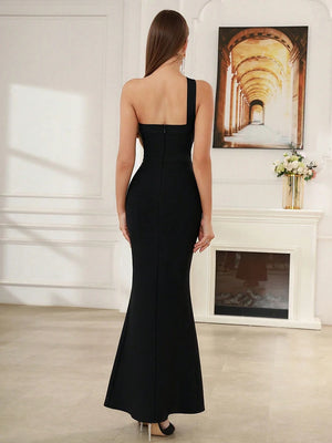 Sexy One shoulder Luxury Crystal Sleeveless Maxi Dress