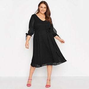 Plus Size 3/4 Sleeve V-neck Dress